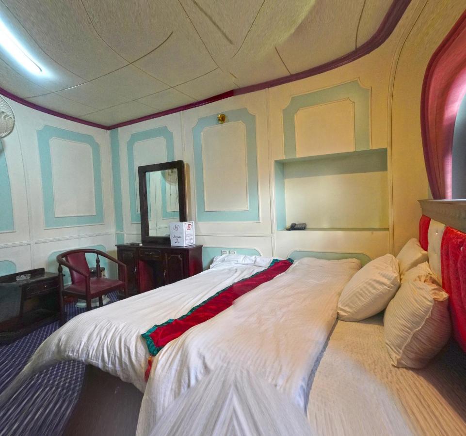 Hotel Dewanekhas Skardu Exterior photo