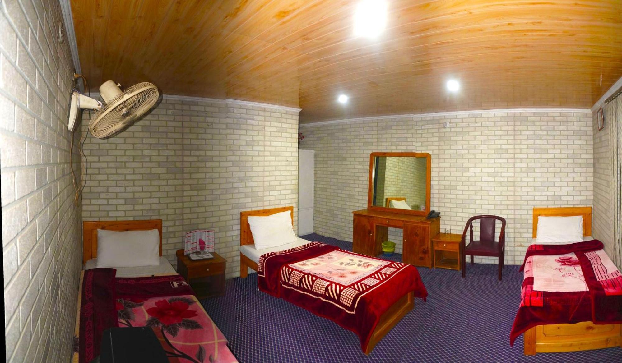 Hotel Dewanekhas Skardu Exterior photo