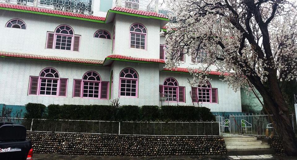 Hotel Dewanekhas Skardu Exterior photo