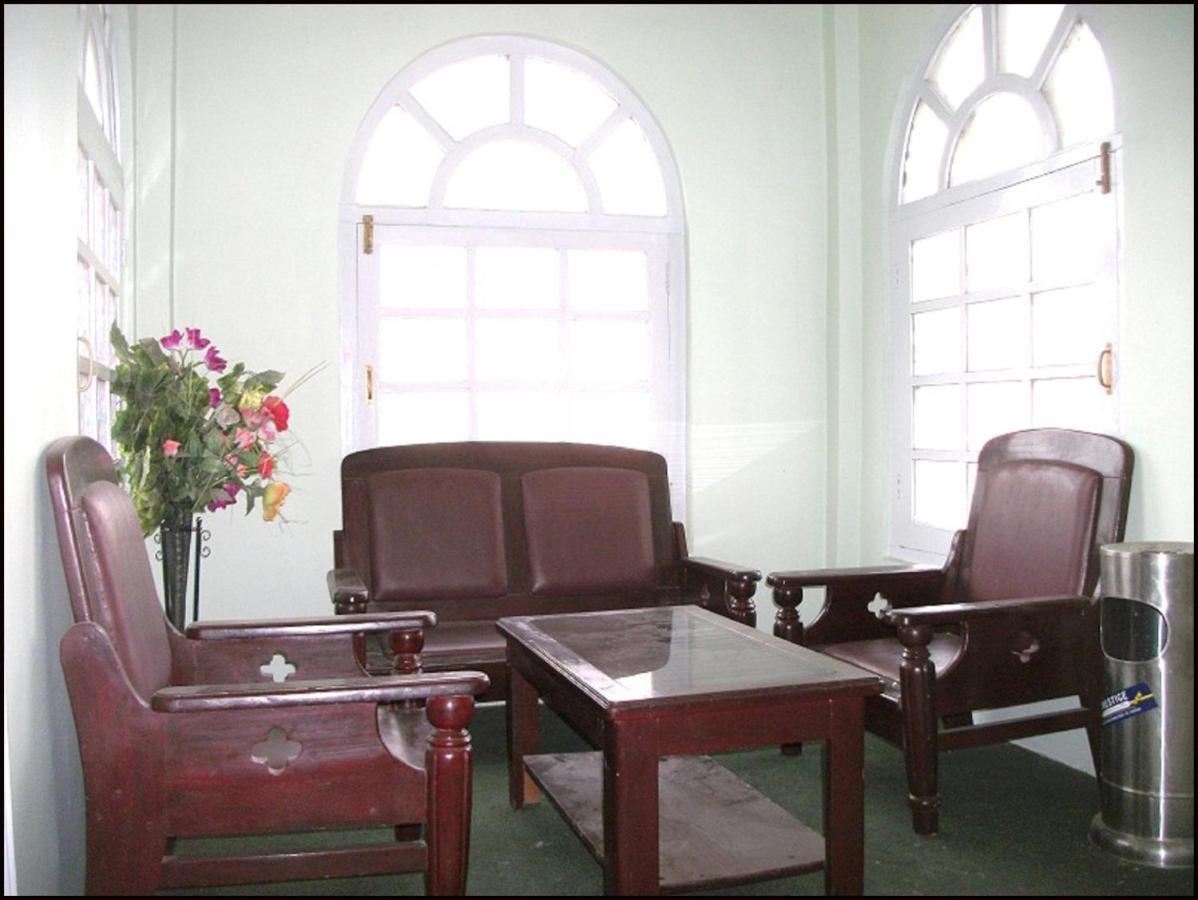 Hotel Dewanekhas Skardu Exterior photo